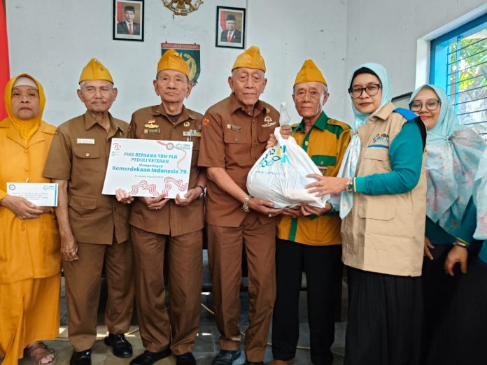 PLN Jatim Rajut Tali Asih Bagi Anak Yatim dan Pejuang Kemerdekaan RI